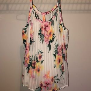 Flowy floral tank top